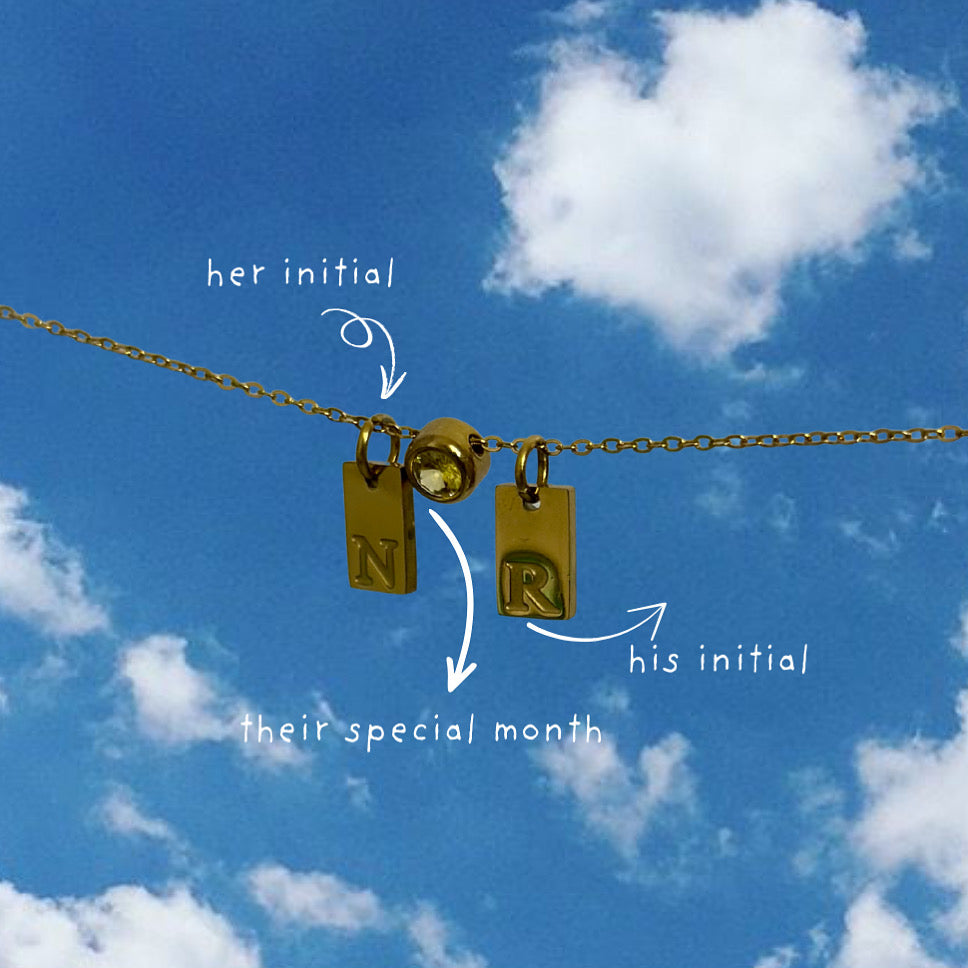 LETTER NECKLACE - PRE ORDEN